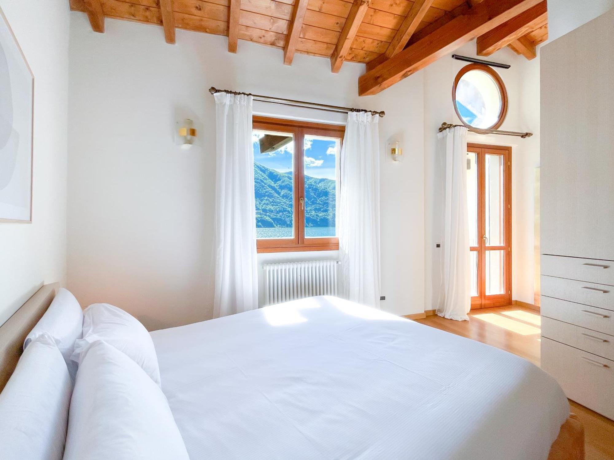 Villa Luminosa Laglio - Private Parking, Garden Esterno foto
