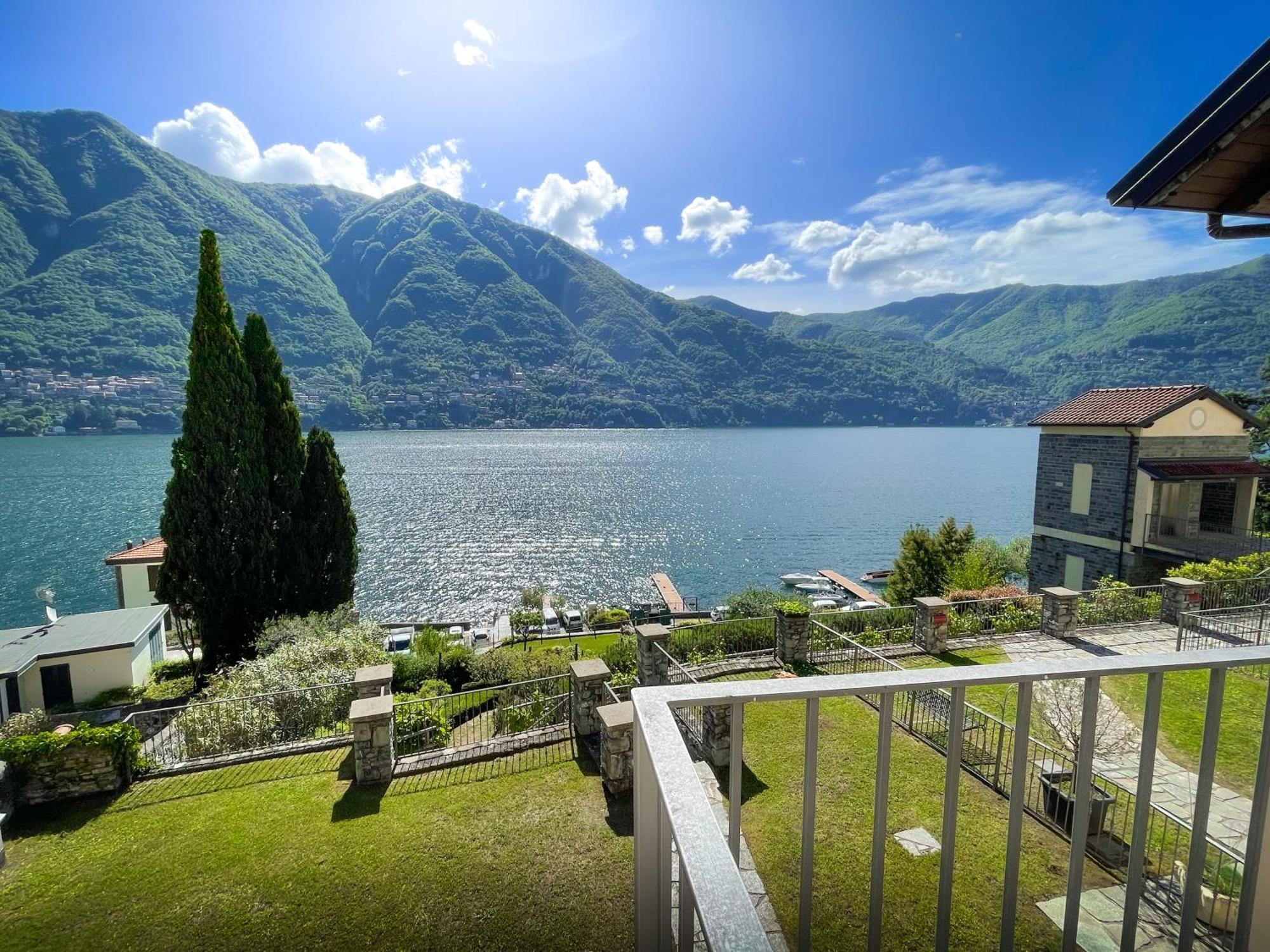 Villa Luminosa Laglio - Private Parking, Garden Esterno foto
